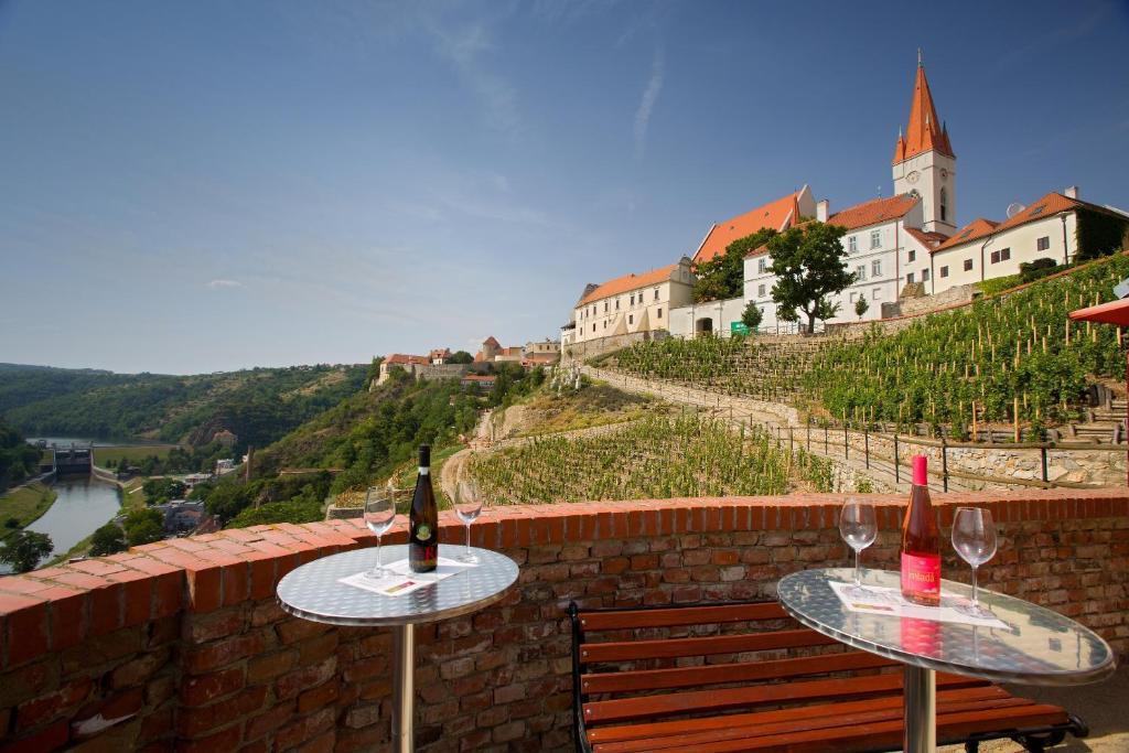 Hotel Lahofer Znojmo Exteriör bild